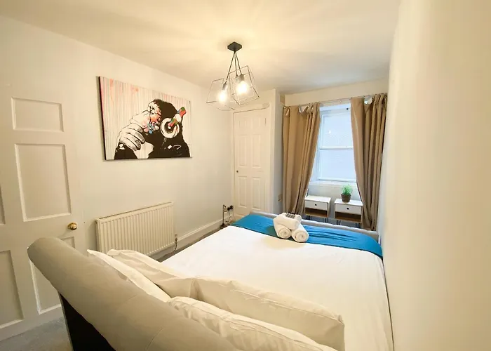 Rose Street\'S Hidden Treasure- 2Bed Newly Refurbished Apt