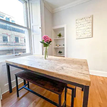 Rose Street'S Hidden Treasure- 2Bed Newly Refurbished Apt Edimburgo Exterior foto