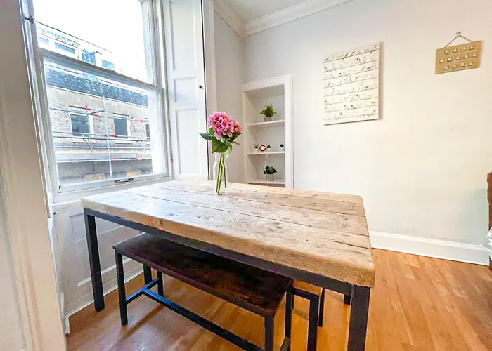 Rose Street\'S Hidden Treasure- 2Bed Newly Refurbished Apt
